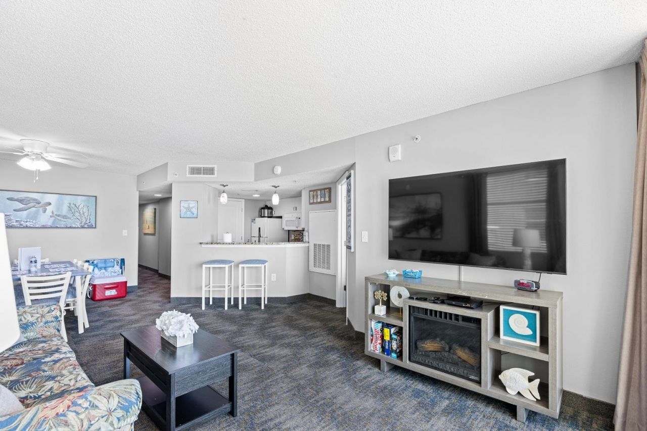 300 N Ocean Blvd.  Photo 7