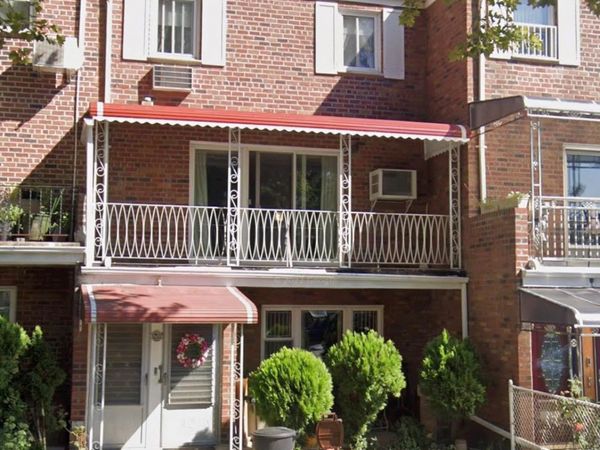 175-03 Peck Avenue , Unit 2 Floor, Fresh Meadows, NY 11365
