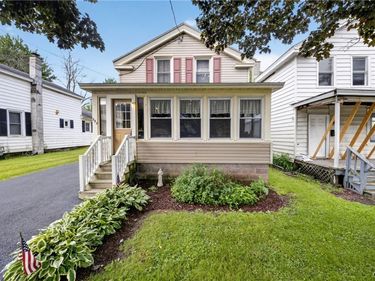 282 W Fifth Street , Oswego, NY 13126