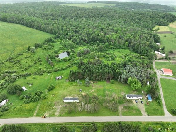 2011 Edmunds Road, Freedom, NY 14065