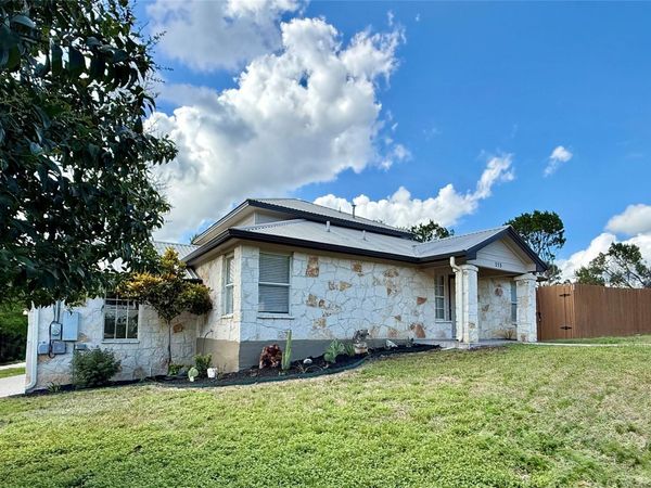 153 Dolly ST , San Marcos, TX 78666