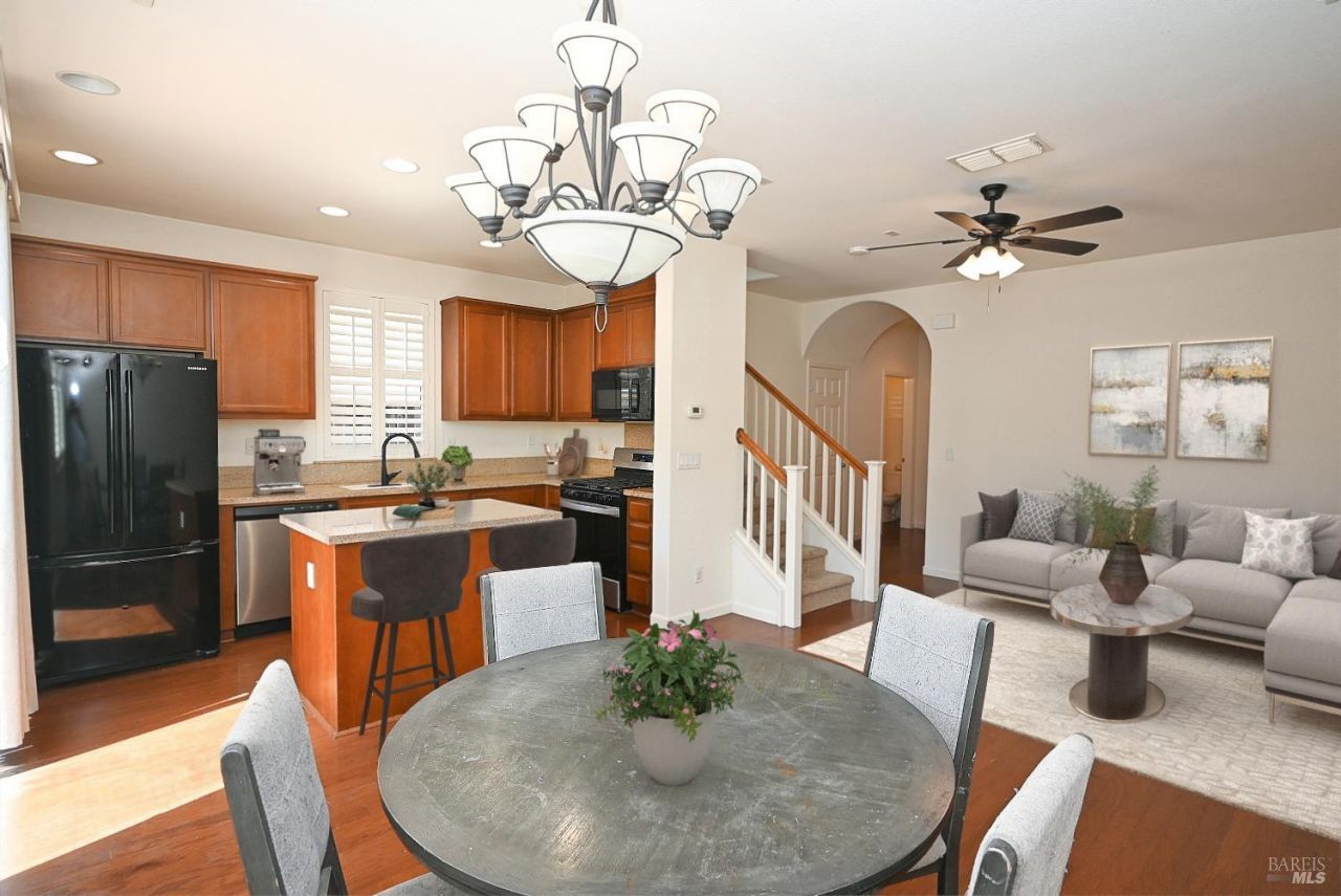 1174 Tocia Avenue, Vacaville, CA 95687 Main Photo