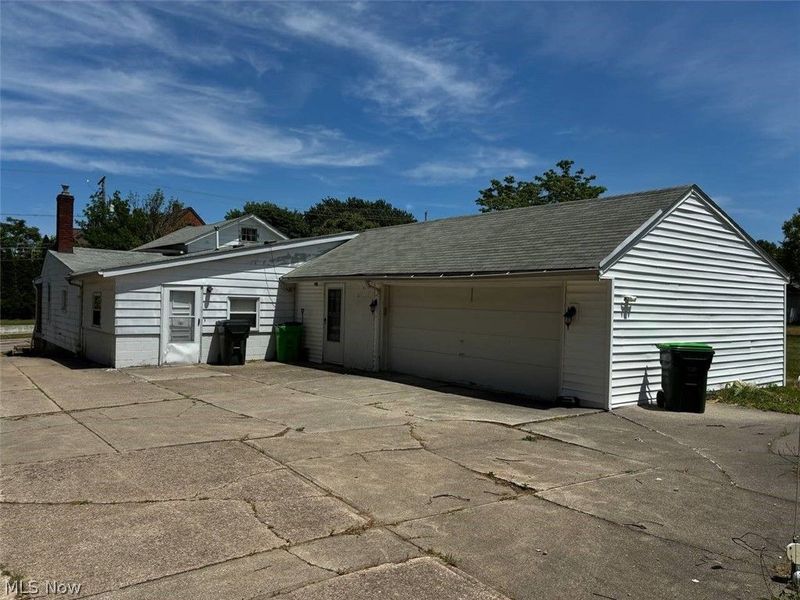 1440 Rockefeller Road, Wickliffe, OH 44092 Photo 4