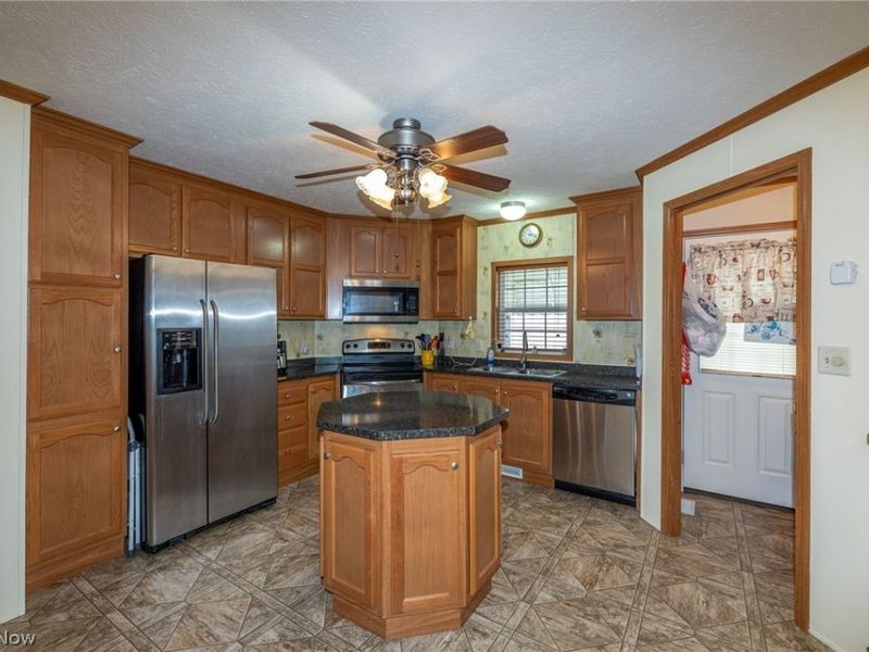 35157 Center Ridge Road , Unit 99, North Ridgeville, OH 44039 Photo 12