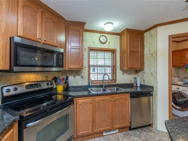 35157 Center Ridge Road , Unit 99, North Ridgeville, OH 44039 Photo 13