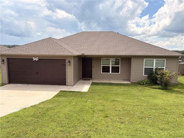 341 Cooper Street, Huntsville, AR 72740