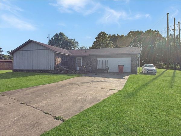 3 Mill Circle Drive , Dardanelle, AR 72834