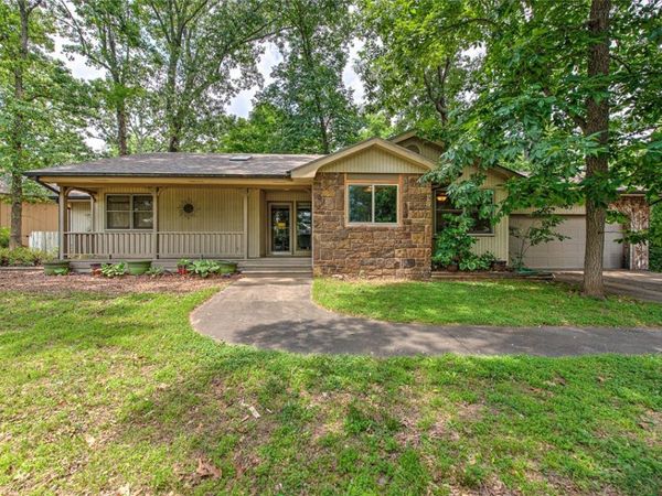 37 Fenchurch Drive, Bella Vista, AR 72715