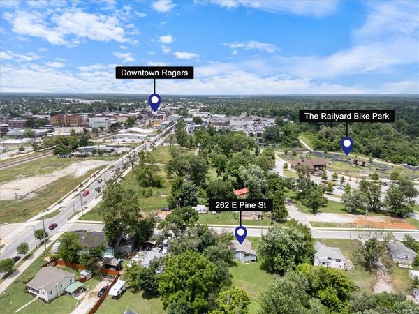 262 E Pine Street , Rogers, AR 72756