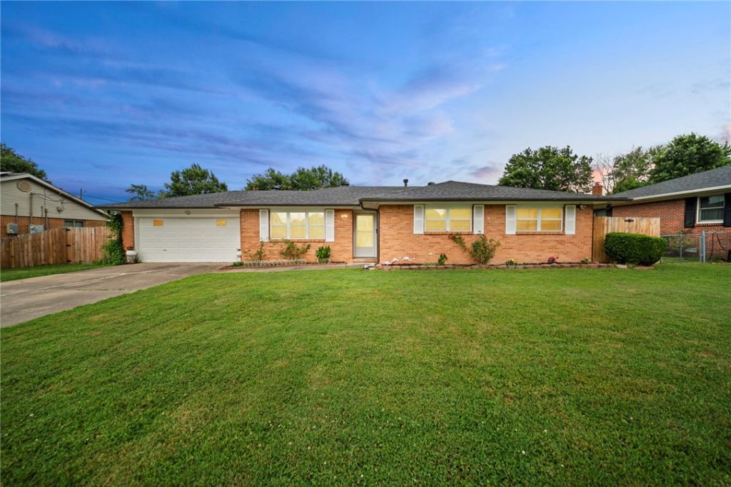 501 Janet Street, Springdale, AR 72762 Main Photo