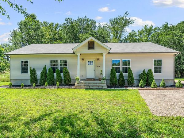 260 SW Fort Smith Street , Gravette, AR 72736
