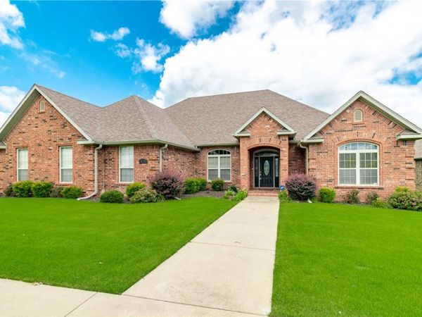 11503 Clubhouse Parkway , Farmington, AR 72730