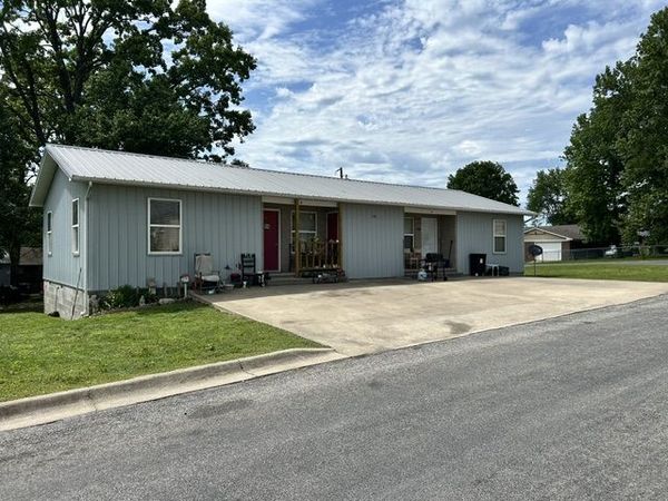 102 Clive Street , Unit A&B, Berryville, AR 72616