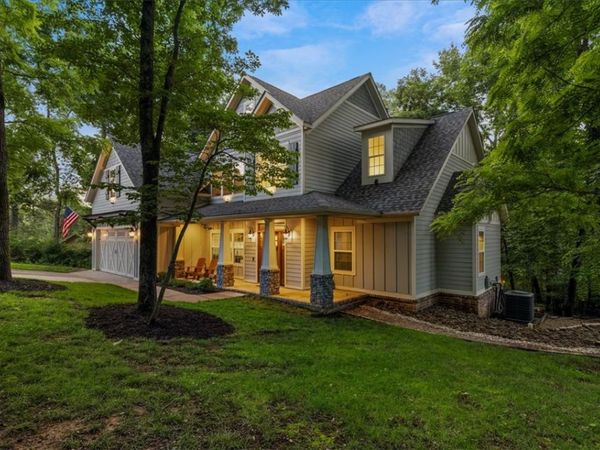 2 Hill Lane , Bella Vista, AR 72714