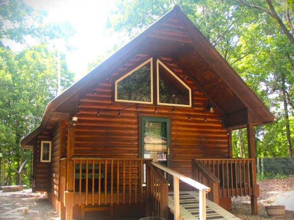21752 W Highway 62, Eureka Springs, AR 72631