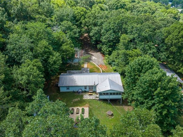 428 Oak Street, Mountainburg, AR 72946