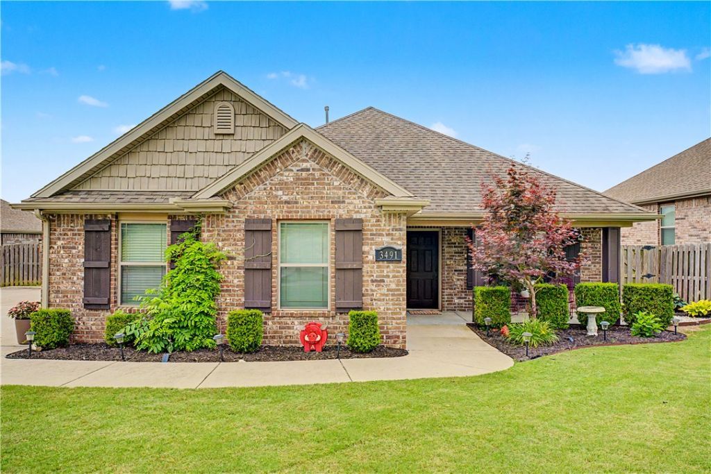 3491 W Weir Road, Fayetteville, AR 72704 Main Photo