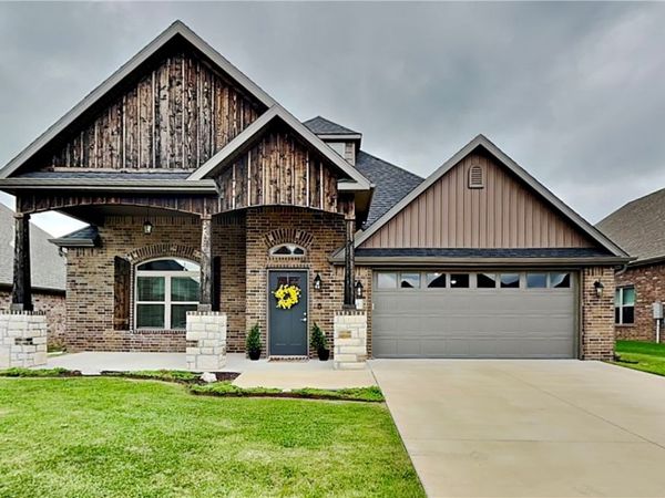 1101 Flat Rock Street , Bentonville, AR 72713