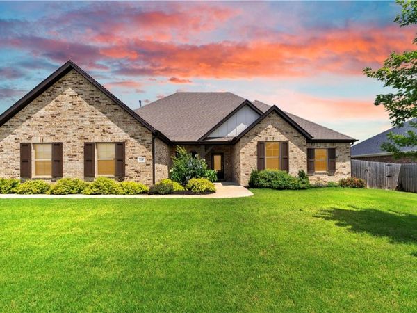 1218 Cassia Street , Tontitown, AR 72762