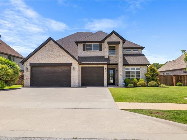 4414 S 87th Place, Bentonville, AR 72713