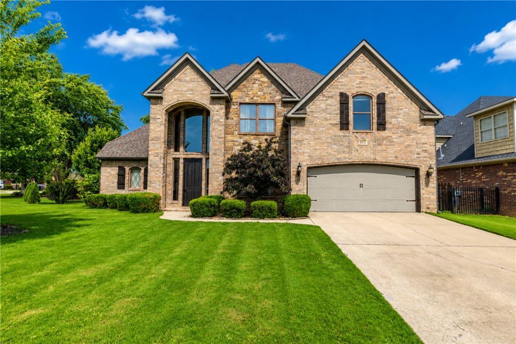 6515 Stone Lake Drive , Rogers, AR 72758 Main Photo
