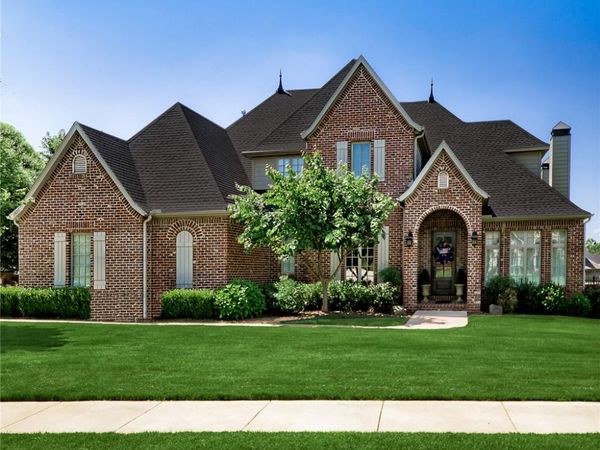 1971 Cherborg Avenue , Springdale, AR 72764