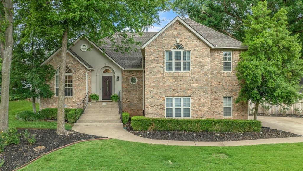 200 NW O Street, Bentonville, AR 72712 Main Photo