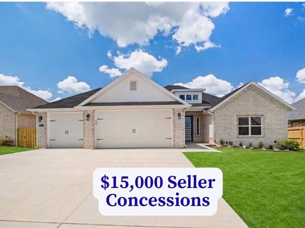 2300 Charles Street , Pea Ridge, AR 72751
