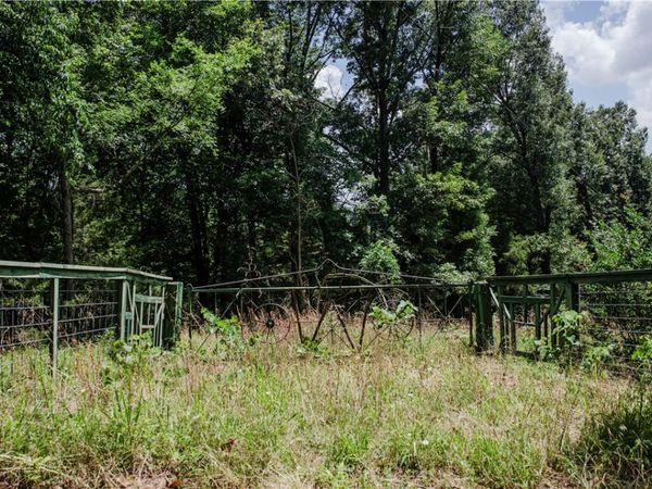 238 County Road 729 , Berryville, AR 72616