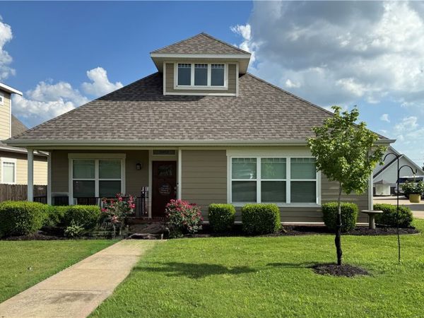 5912 W Willow Street, Rogers, AR 72758