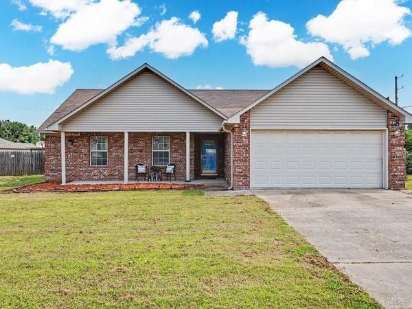 100 Meadowlark, Jacksonville, AR 72076