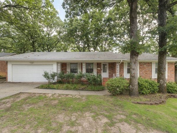 2213 Crestwood Road, North Little Rock, AR 72116