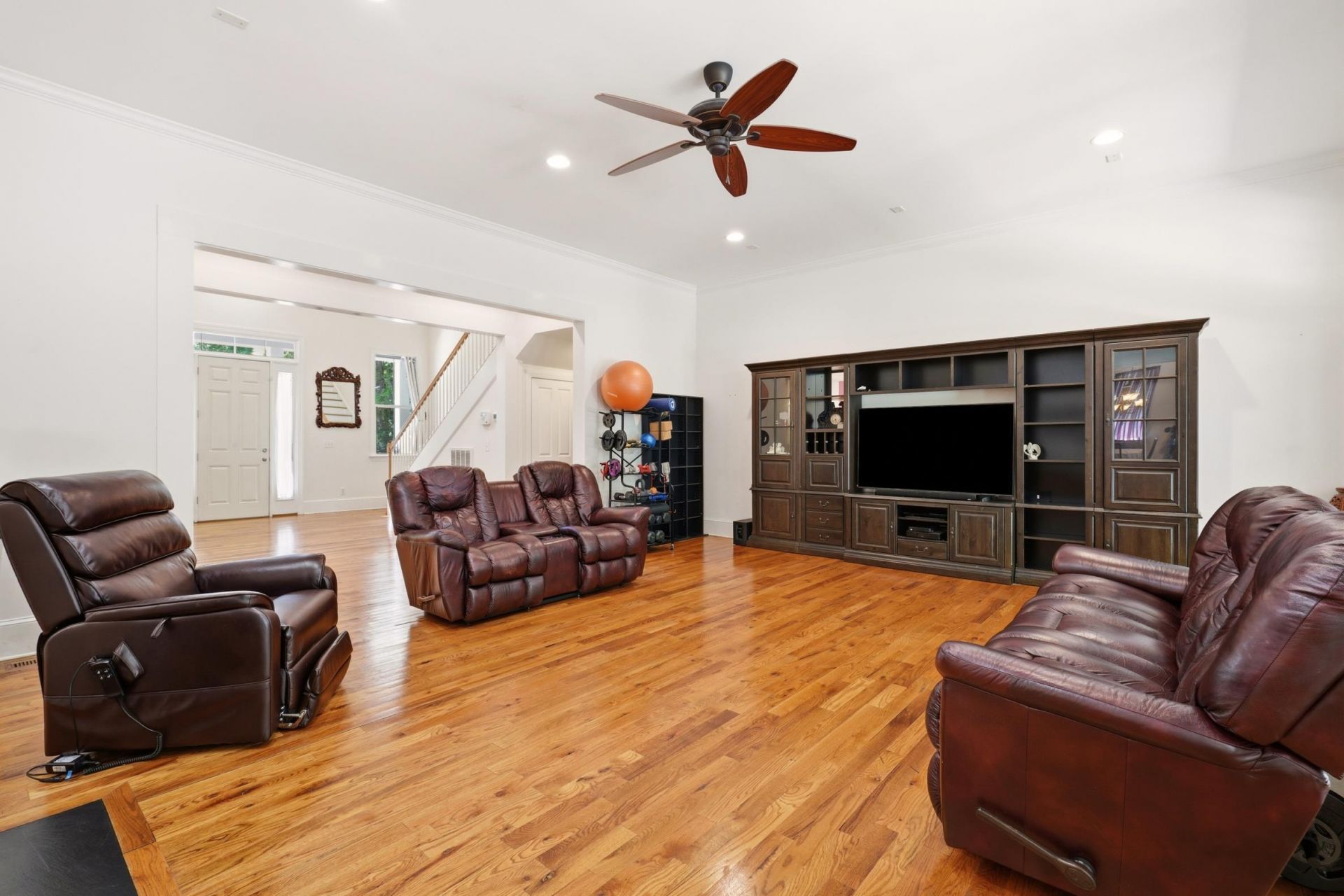 1404 Leisure Drive Photo 10
