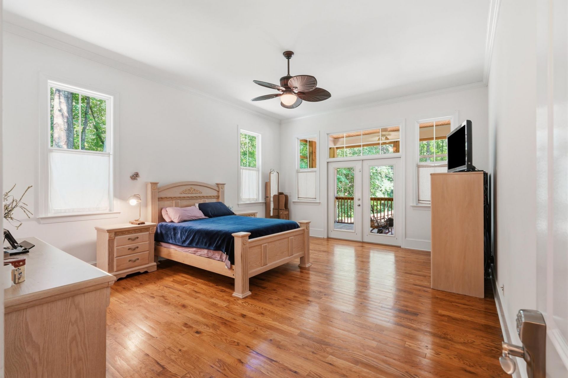 1404 Leisure Drive Photo 18