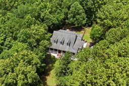 1404 Leisure Drive photo 4