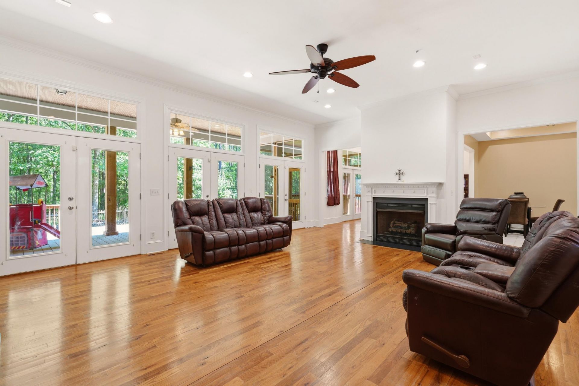 1404 Leisure Drive Photo 7