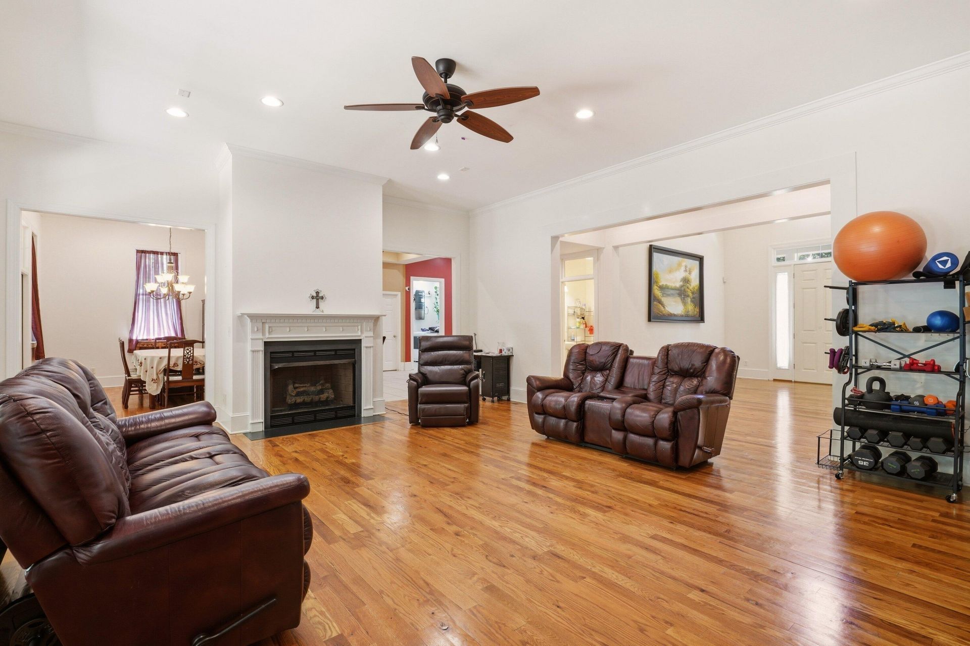 1404 Leisure Drive Photo 9