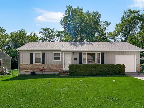 7122 Maple Street, Overland Park, KS 66204