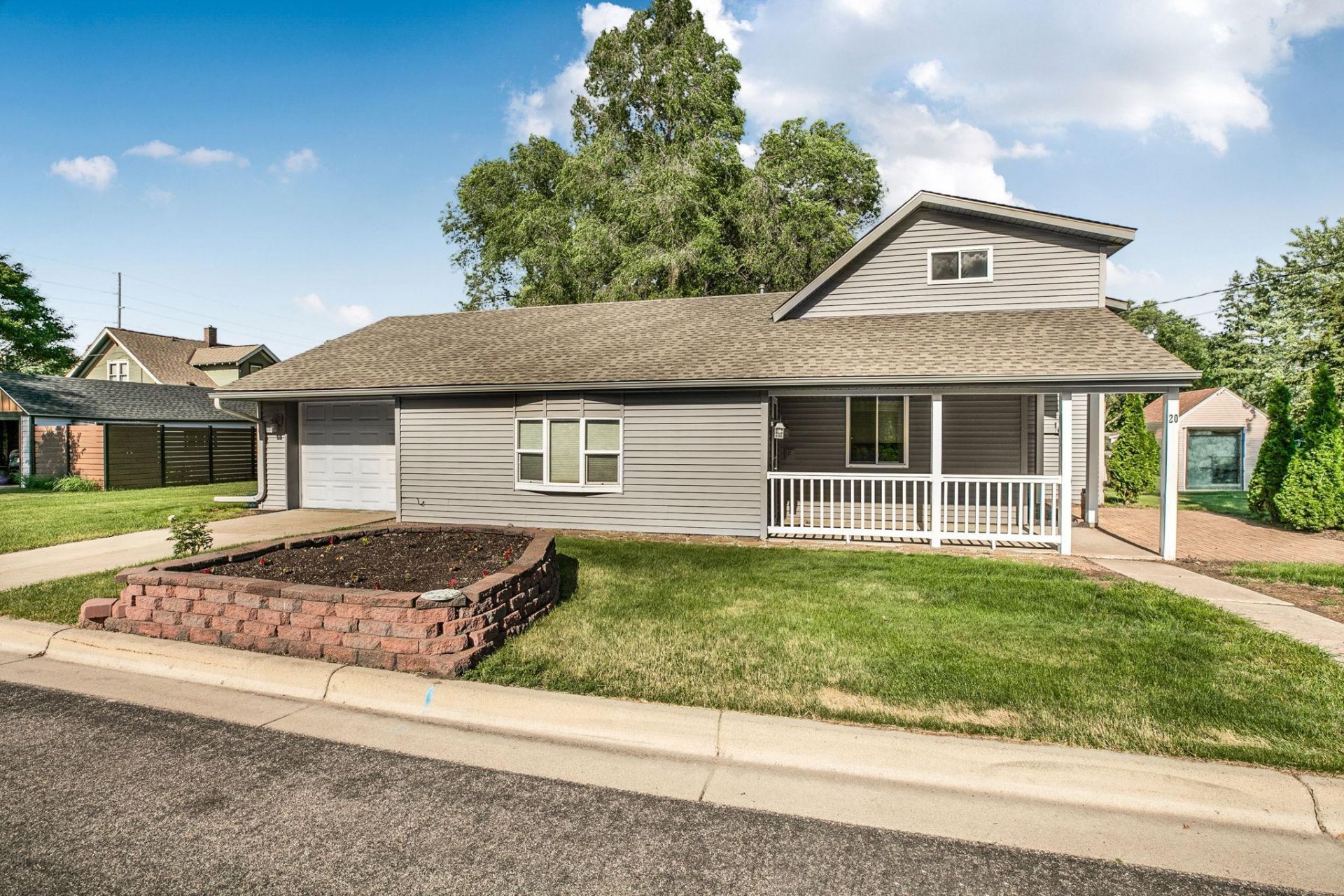 20 2nd Avenue SE, Saint Joseph, MN 56374
