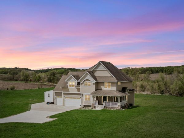 25735 Highview Avenue, Farmington, MN 55024