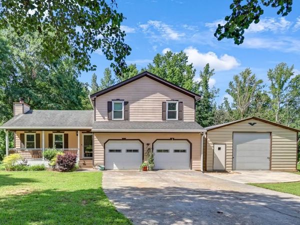 4333 Coastal Lane , Loganville, GA 30052