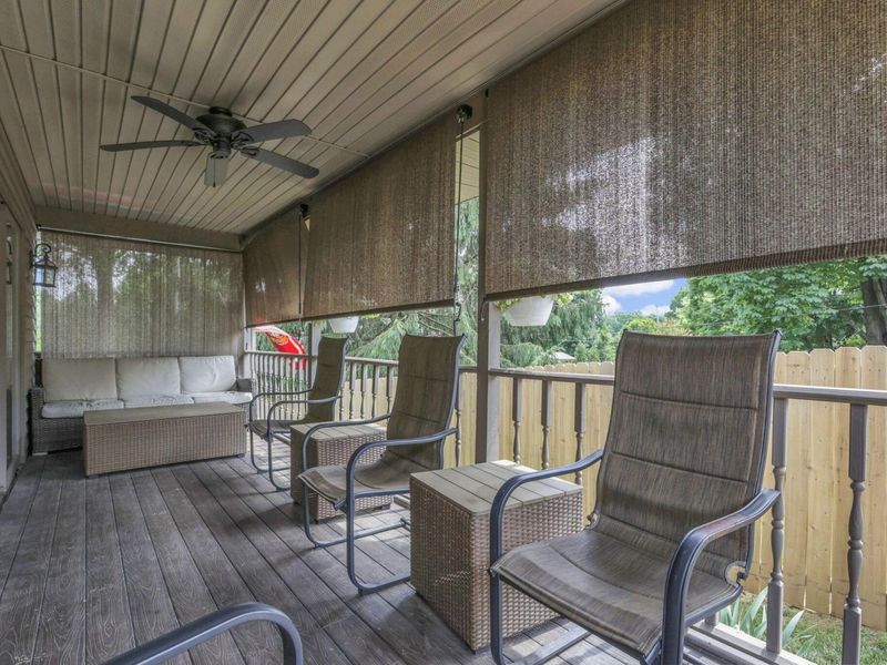 855 E Village Drive , Newark, OH 43055 Photo 16