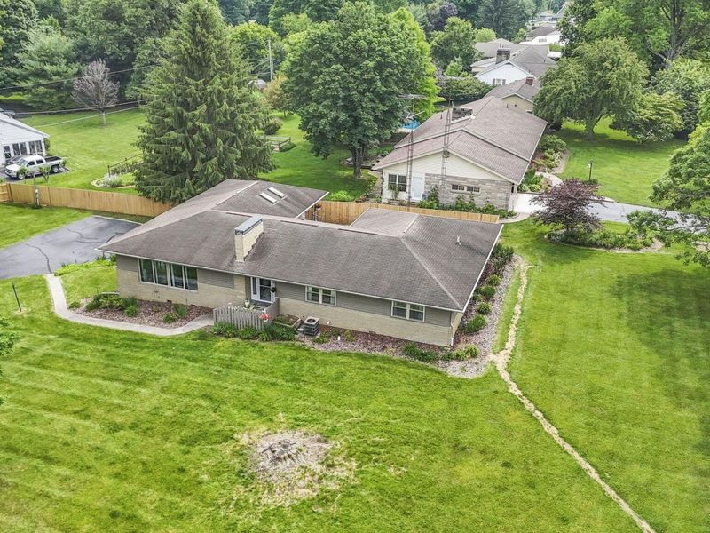 855 E Village Drive , Newark, OH 43055 Photo 55