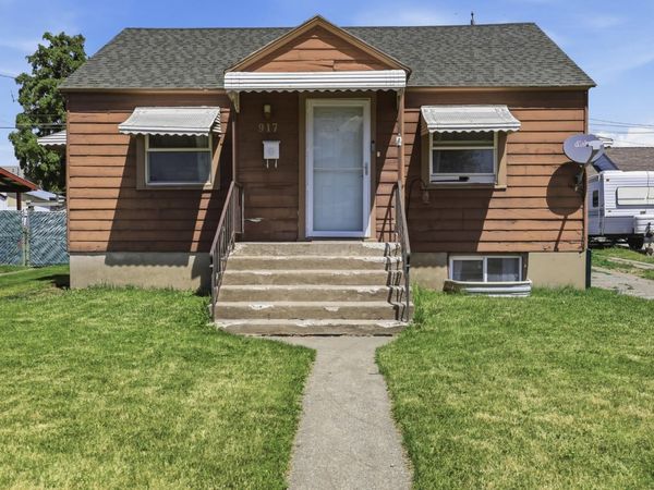917 E Glass Ave, Spokane, WA 99207