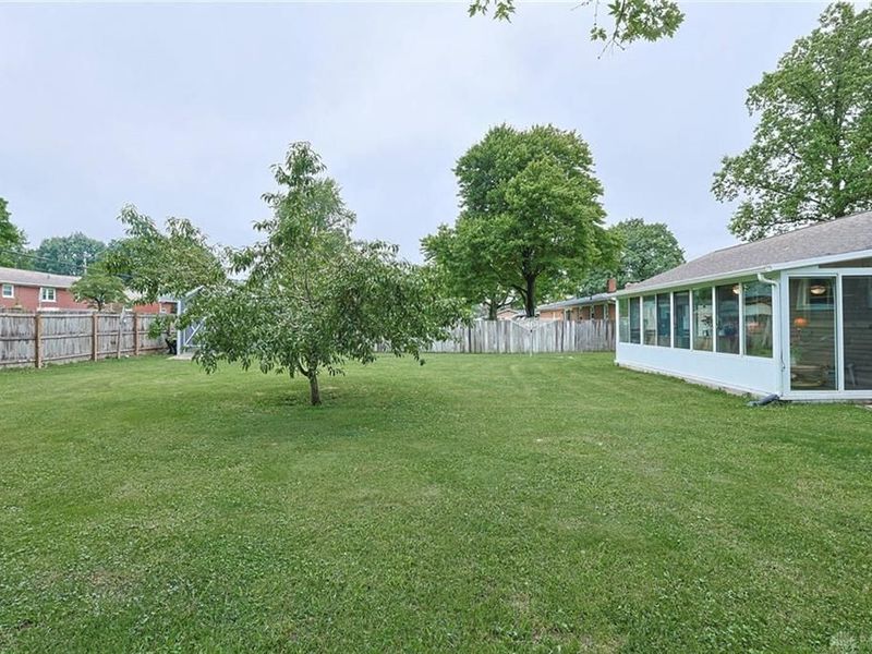 106 Stolz Drive, Middletown, OH 45042 Photo 34