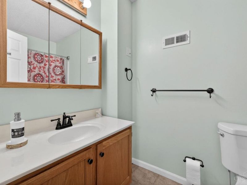 6924 Beagle Drive, Fairfield Twp, OH 45011 Photo 27