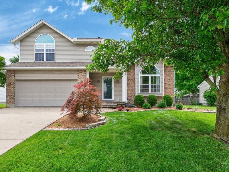 1282 Locust Forge Lane, Lebanon, OH 45036 Photo 2
