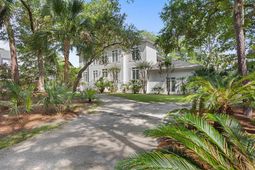 2970 Deer Point Drive photo 4