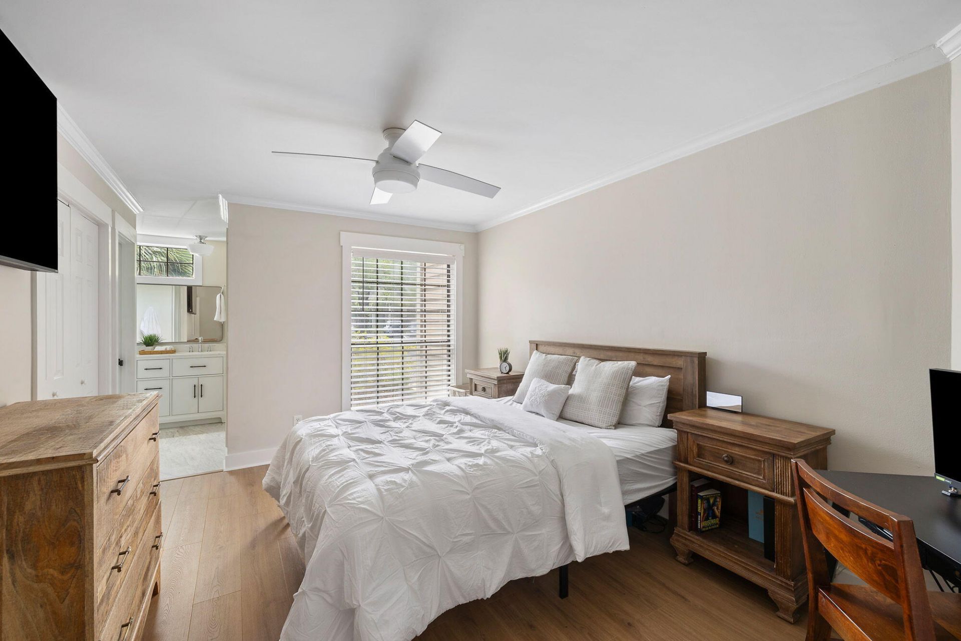 1851 Montclair Drive Photo 10