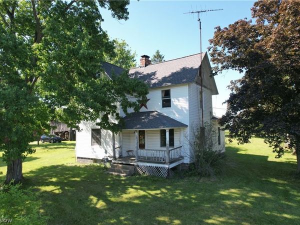15760 N Palmyra Road, Diamond, OH 44429